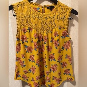 Mine‎ Yellow Floral